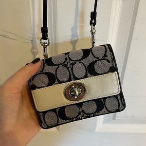 Mini Coach crossbody